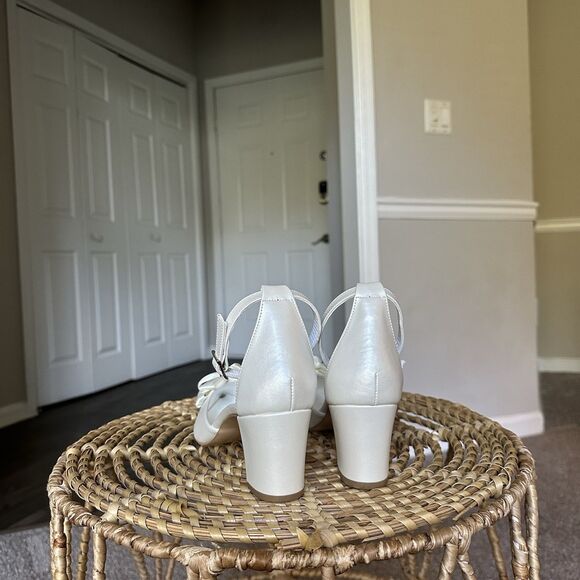 Satin Pointed Toe Bow Bridal Shoe Ankle Strap Block Heel Pelino EU 40 Greece - Picture 3 of 15